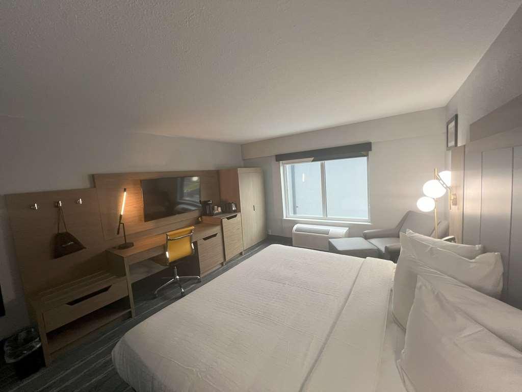 Best Western Plus Mobile Inn And Suites Bilik gambar